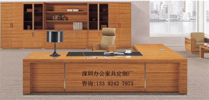 實(shí)木大班臺(tái)如何選購(gòu)呢？深圳辦公家具廠家